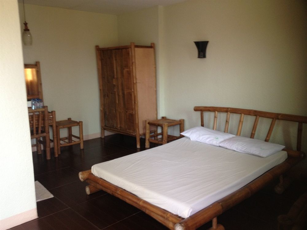 Moalboal Beach Resort Alcantara  Екстер'єр фото