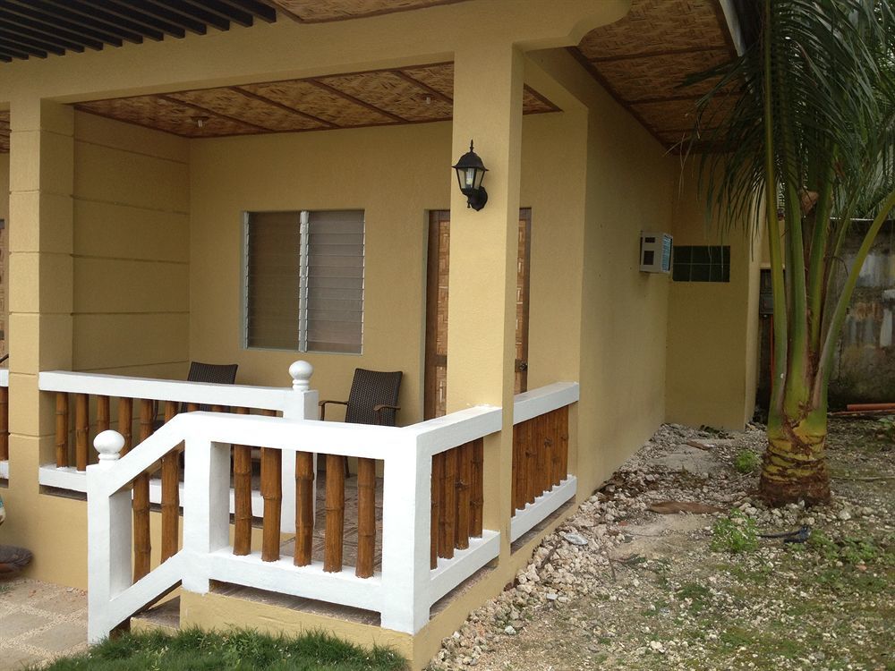 Moalboal Beach Resort Alcantara  Екстер'єр фото