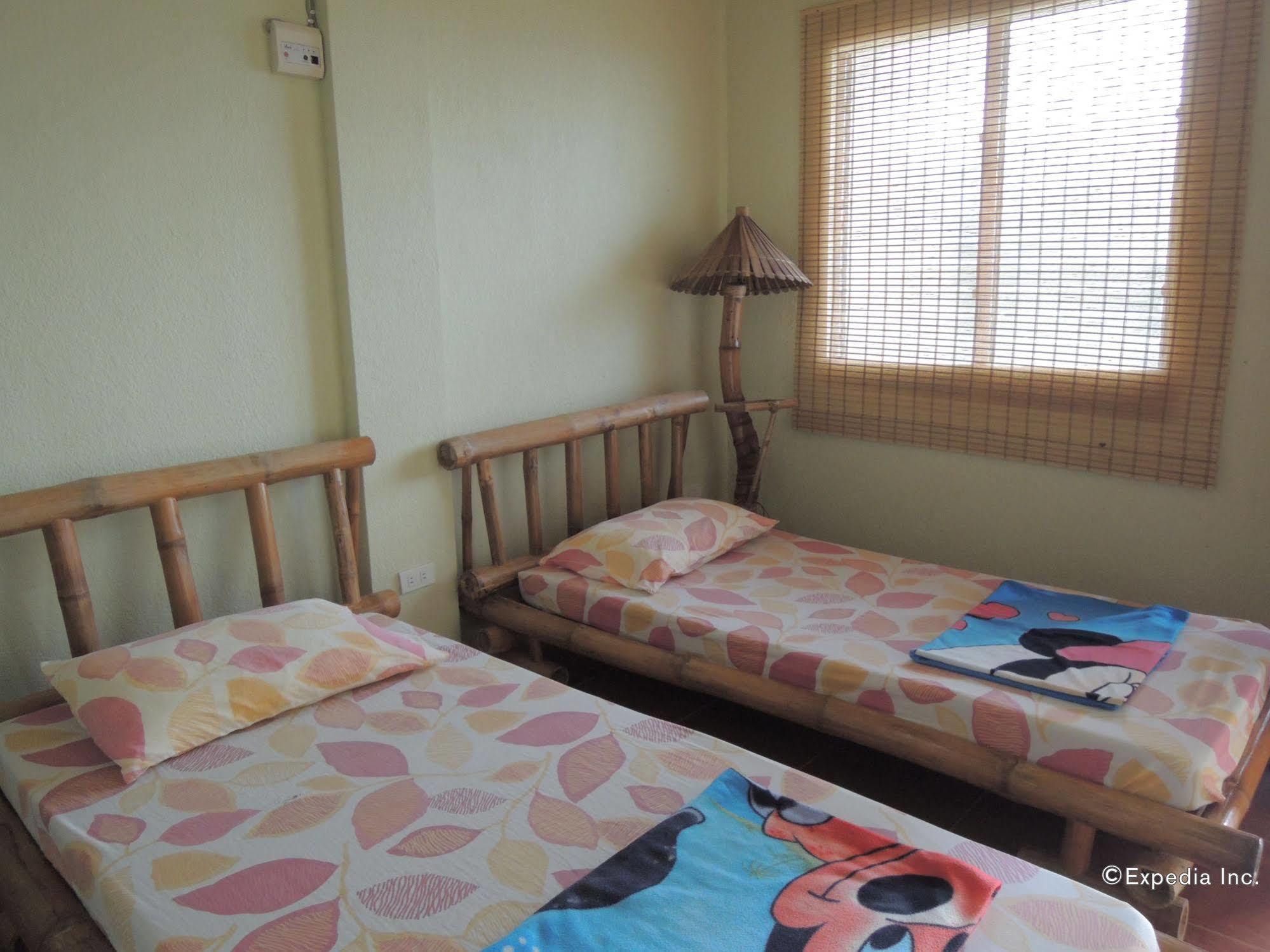 Moalboal Beach Resort Alcantara  Екстер'єр фото